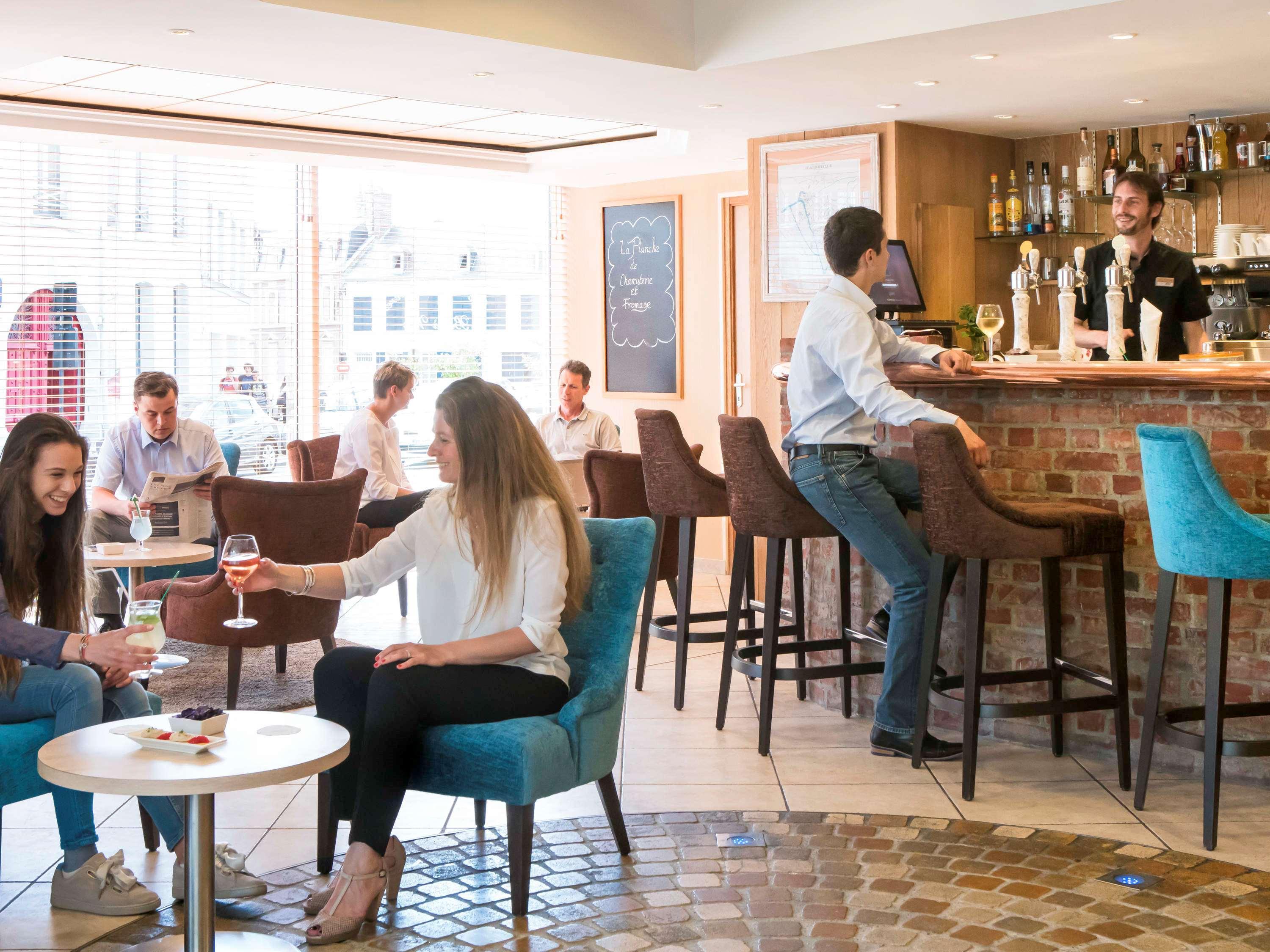 Mercure Abbeville Centre - Porte De La Baie De Somme מראה חיצוני תמונה