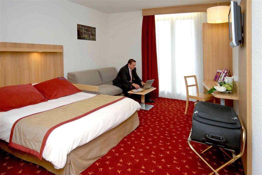 Mercure Abbeville Centre - Porte De La Baie De Somme מראה חיצוני תמונה
